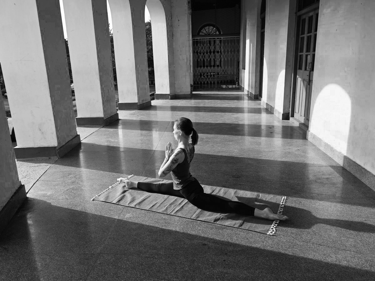 hanumanasana